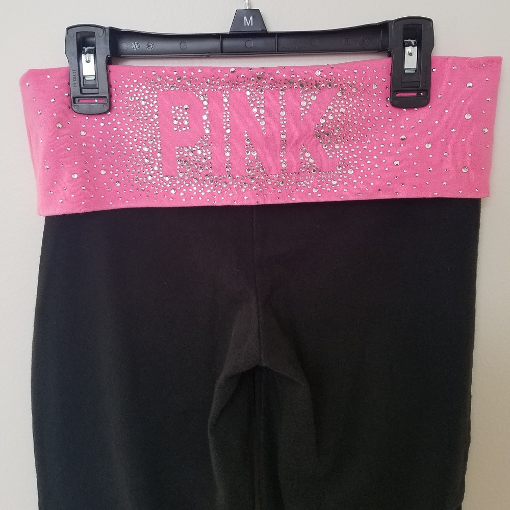 VS yoga pants